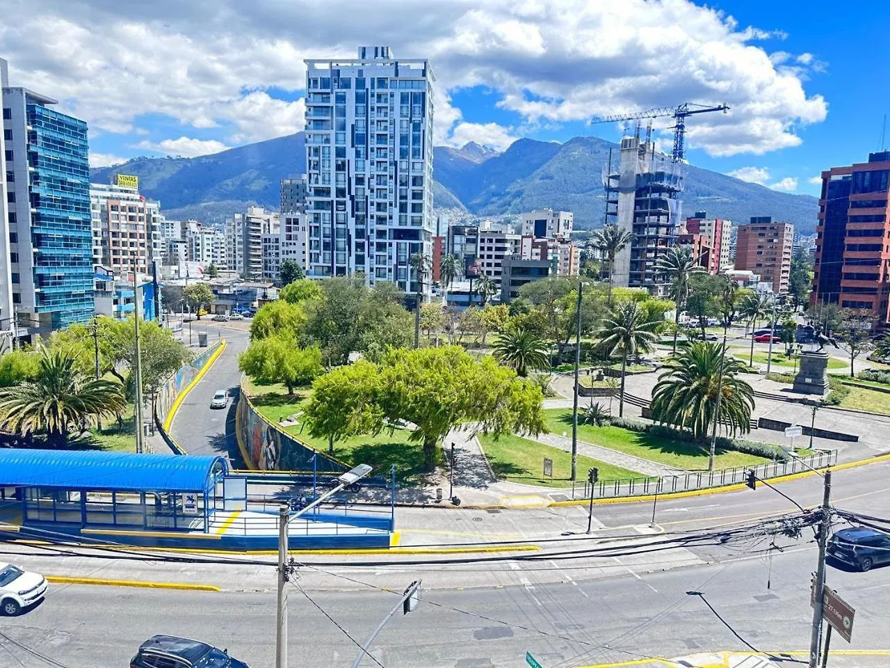 Homestay Piso 4A - Departamento Compartido Apartment Quito